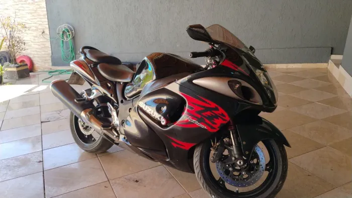 Moto Hayabusa Suzuki ano 2011 1300 CC