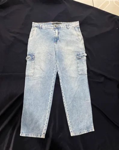Calça cargo baggy 