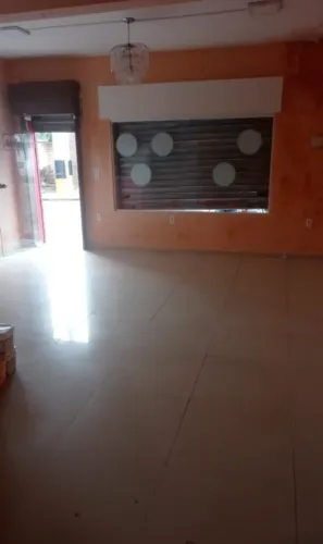 Aluga-se sala comercial, localizada na Rua Padre Guerra,1782 Parquelândia.
