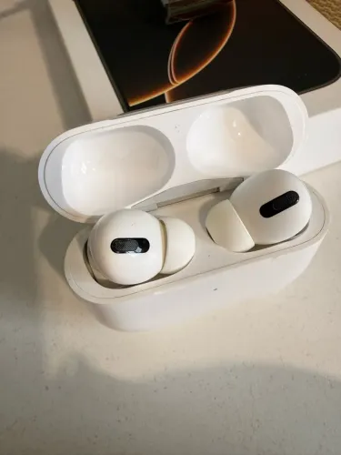 AirPods Pro 1 - ÓTIMO ESTADO - com capinha