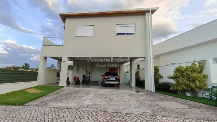Casa de 331 m² no Condomínio Flor dAldeia 3 suítes, móveis planejados e lazer privativo