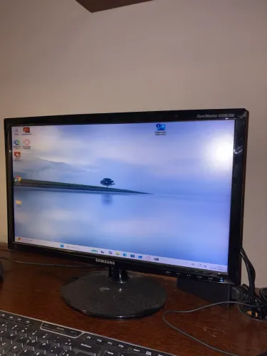 Monitor Samsung 20? saída vga e dvi 