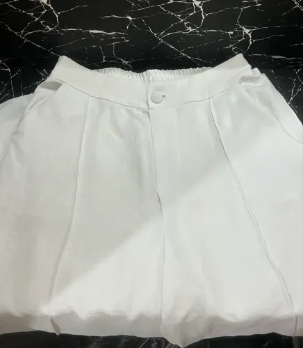 Calça pantalona branca TAM GG