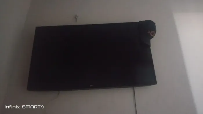 Tv pra retirada de peças