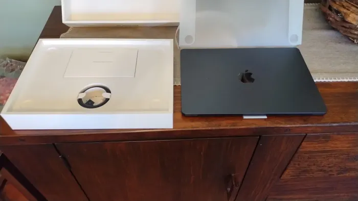 MacBook Air 13 M4 novo