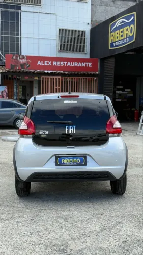 Fiat Mobi Like 1.0 Fire Flex 5P. 2024