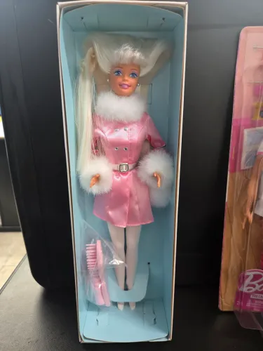 General Mills Barbie Winter Dazzle Barbie Doll (1997