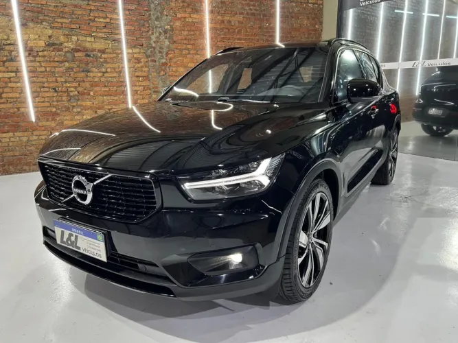 Volvo XC40 T-5 R-design 2.0 252cv AWD 2022