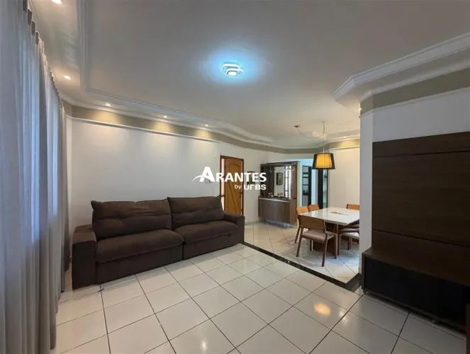 Casa com 174,89m² 3 quartos à venda no bairro Granada