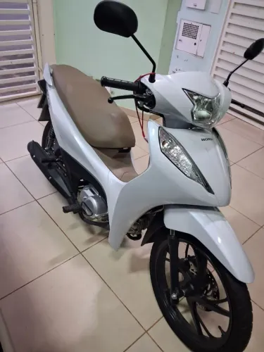 Honda Biz 125 (EX)