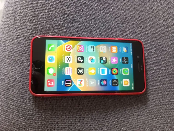 iPhone 8 plus 64gb