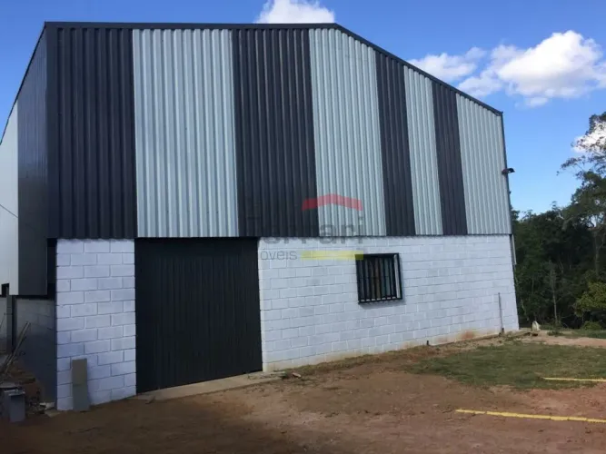 Galpão Comercial à venda em Terra Preta/ Corumbá, 2100m² de área , 500m² galpão