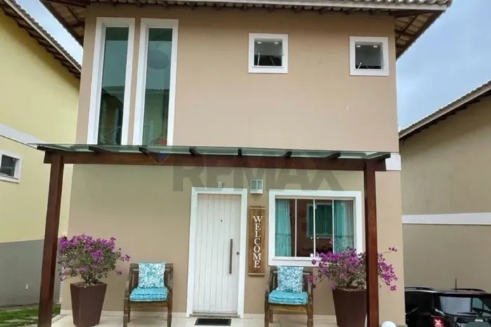 À venda casa em condomínio com 3 quartos e espaço gourmet na Rasa, Búzios