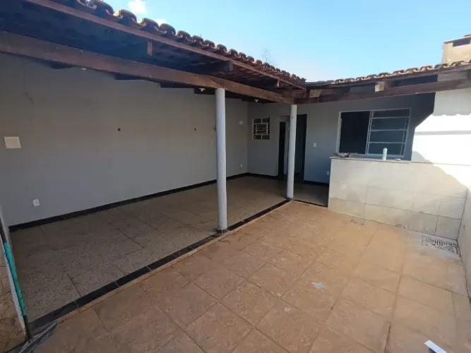 casa 3 quartos ac financiamento Parque Santa Rita Goiânia - GO.