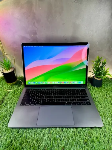 MACBOOK AIR 2018