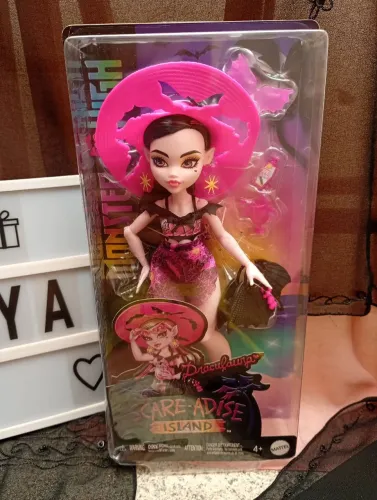 Monster high draculaura scaradise Island g3