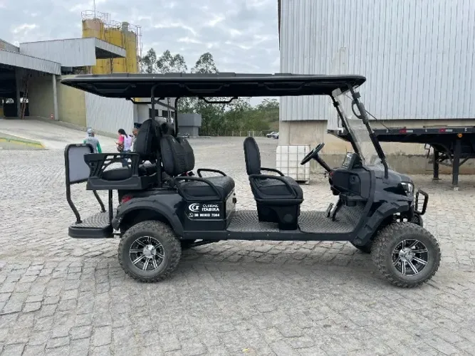 Carrinho Elétrico de transporte/golfe preto para 6 pessoas