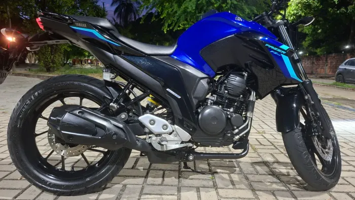 Fazer 250