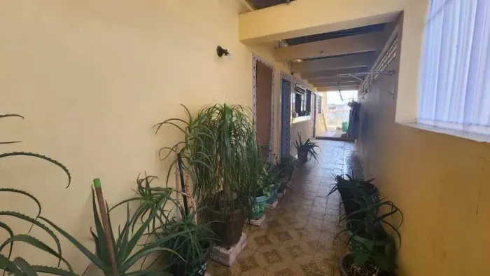 Casa Térrea à Venda no Jardim Sarah, Rio Pequeno: Oportunidade Única!