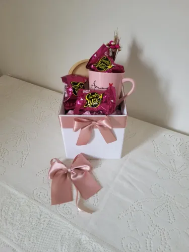 Cestas de Chocolates. Cestas para Aniversário. Presentes. Cestas a pronta entrega.