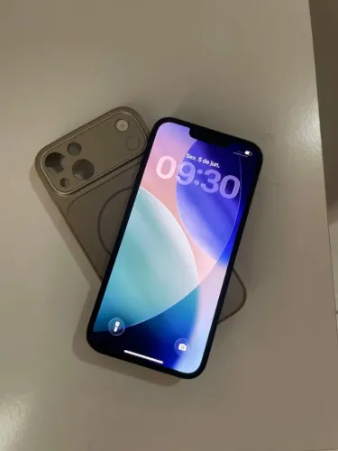 iPhone 13
