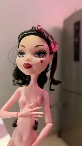 Monster High Draculaura G1 Original Mattel - Com Suporte - Sem Roupa