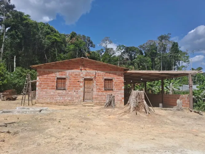 CASA NOVA E TODA MOBILIADA À VENDA | PORTA FECHADA | TERRENO 100x500 | R$ 140 MIL