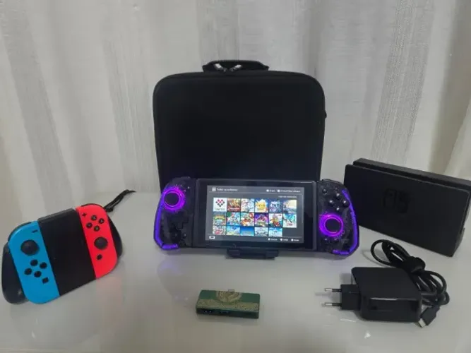 Vendo Nintendo Switch V2 Desbloqueado 128gb em Ótimo Estado com Vários Acessórios (Troco)