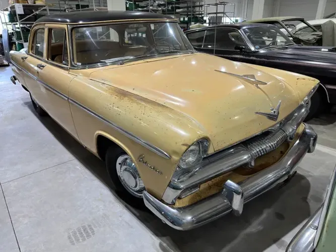 Plymouth Belvedere 1955 V8