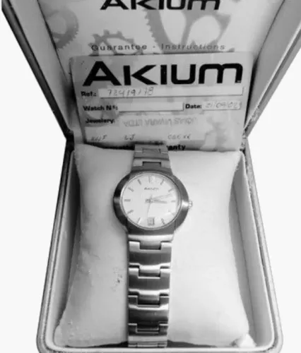 Relógio Feminino Akium Vivara raridade novo made in Japan