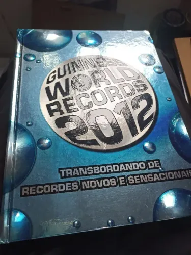 Vêndo livro dos recordes 2012 Guinness world records book