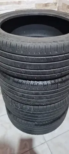 Pneu 235 45 19 Pirelli scorpion verde Jeep Compass