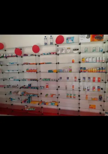 Prateleira de vidro 400 reais cada coluna