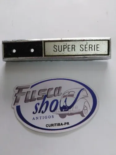 Emblema Porta Luvas F-100/F-1000 Super Série