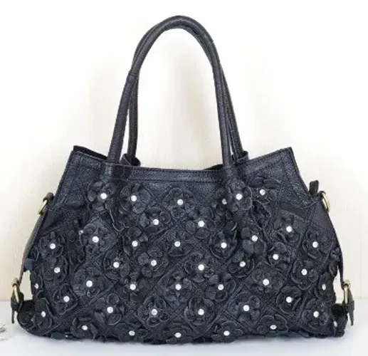 Bolsa Feminina Couro Patchwork Detalhes em Flor - Bolsa de Ombro/Mão