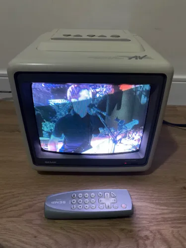 TV Semp 1022Av C/ Controle Original