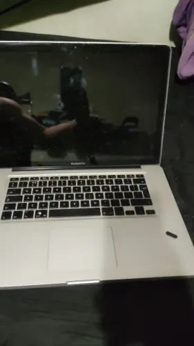 MackBook Pro A1286 (não liga)