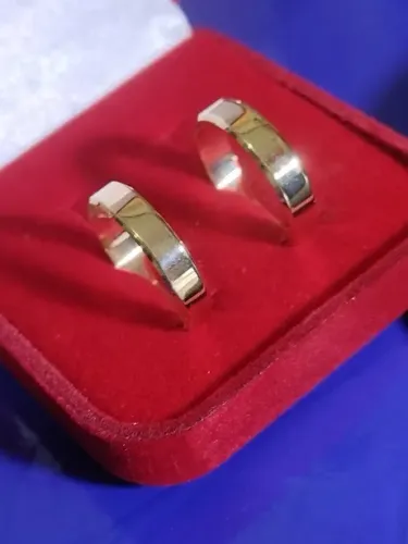 Alianças 4 mm Ouro 18 Kilates 4 Gramas 4 mm