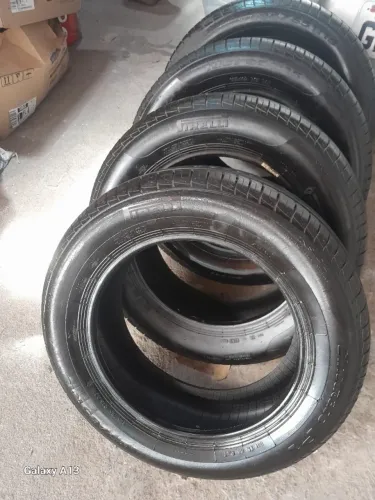 Vende-se pneu Pirelli 185/65/R15