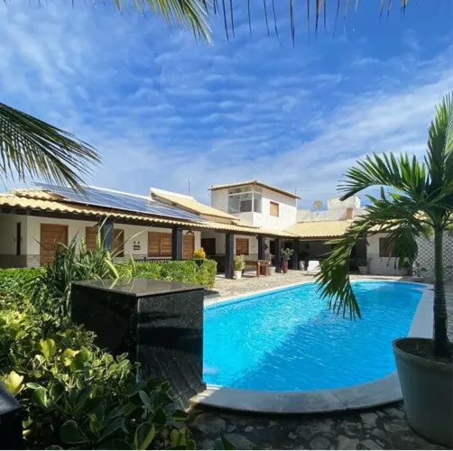 CASA À VENDA NA PRAIA DO ABAIS