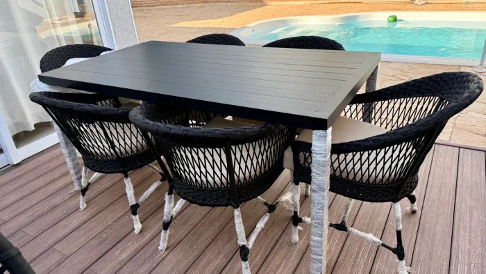 Mesa aluminio ripado poltrona estofado nautico corda tricô nautico 