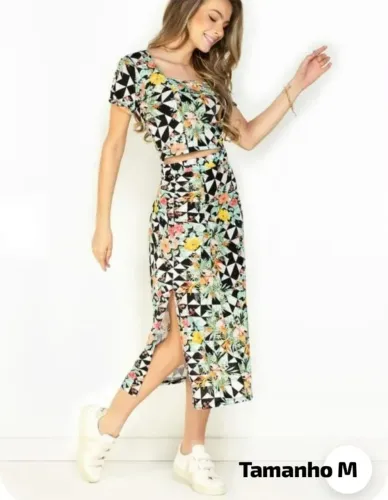 Conjunto Feminino Moda Pop Floral - Saia com Fenda + Cropped - Tam. M