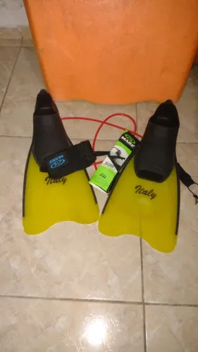 Prancha borybordy 1metro altura 56cm largura boa para iniciantes com pé de pato  42/43 