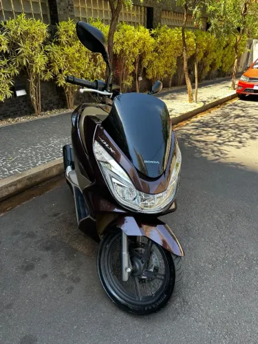 PCX Deluxe 2017 - 6.835KM