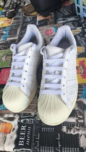 Tênis Adidas superstar n° 35
