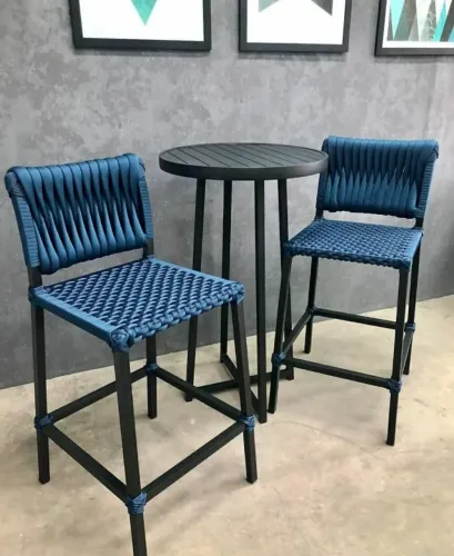 CONJUNTO BISTRÔ COM DUAS BANQUETAS DE TRICÔ NÁUTICO