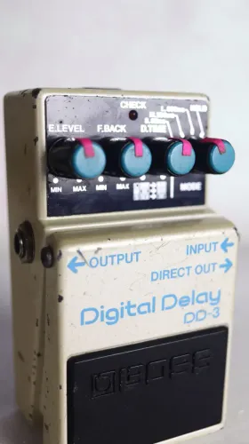 Pedal Delay Boss DD-3 Japan anos 80