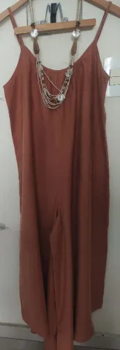 AQUA MACACAO AMPLO TAMP (42-44) 75,00<br>ALTURA 1,39CM<br>LARGURA BUSTO 51CM<br>QUAdril 67cm<br>Ocre