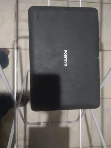 Tablet positivo 10 tela quebrada...