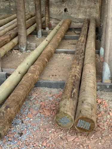 Colunas e Pilares eucalipto tratado 12 a 14 com 4mts